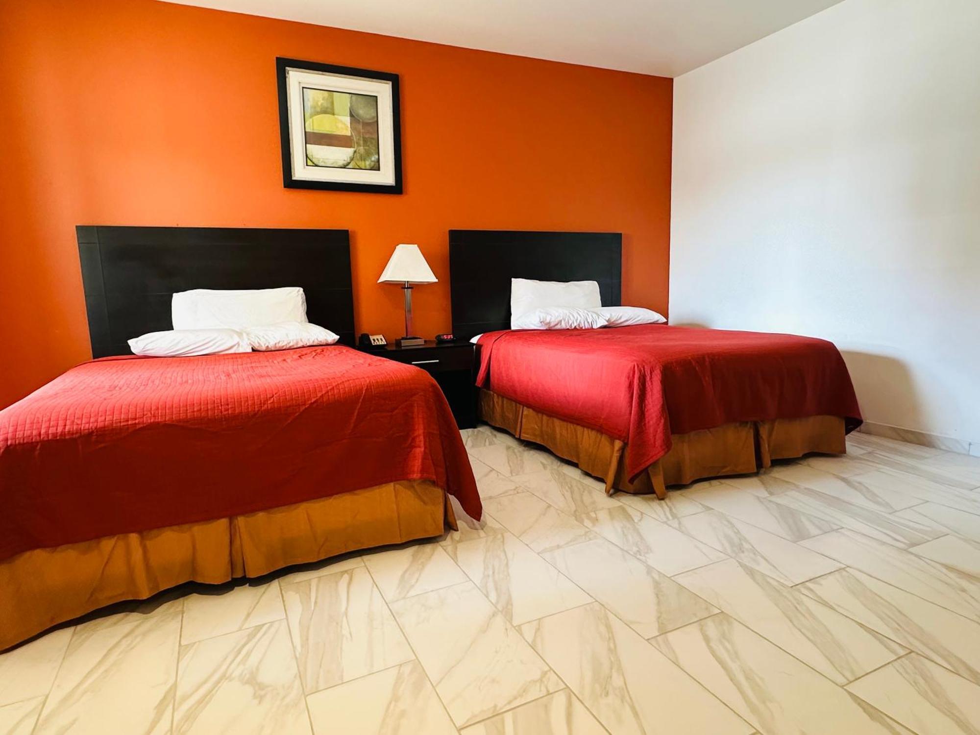 Lux Inn And Suites Three Rivers Buitenkant foto