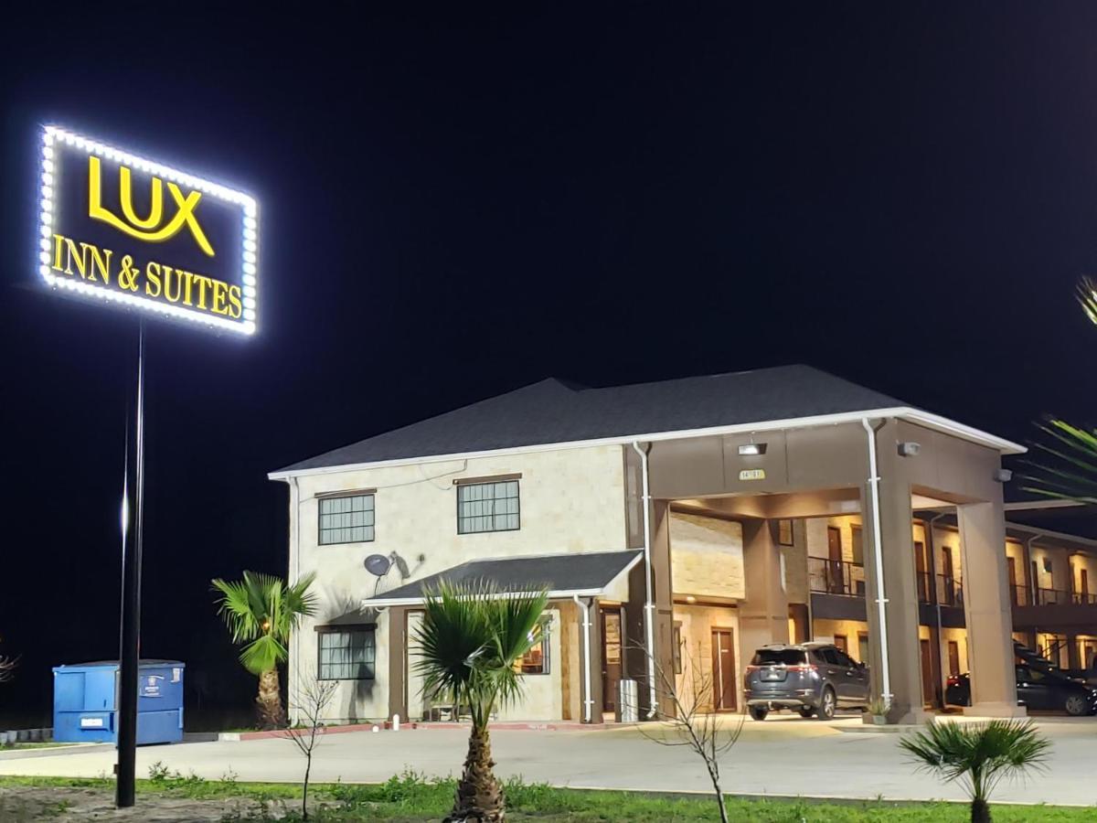 Lux Inn And Suites Three Rivers Buitenkant foto